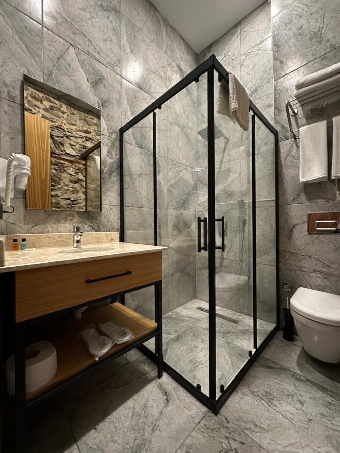 Berfinn Hotel Ortakoey Istanbul Exteriör bild